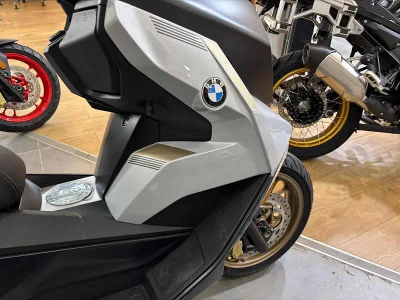 Bmw C 400 GT (2025 - 26) (8)