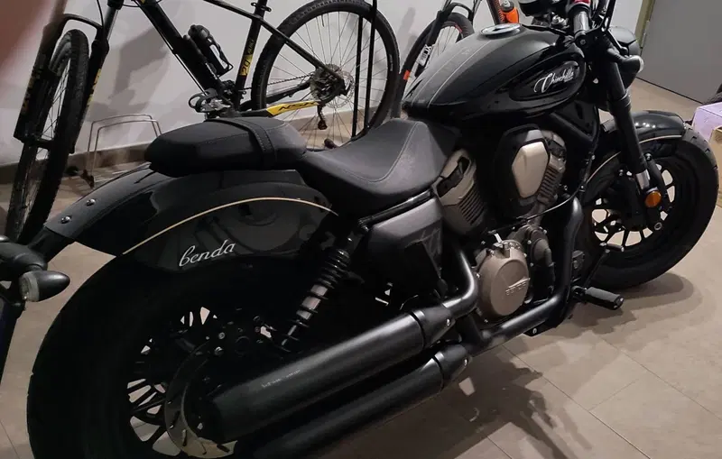 Benda Motorcycles Chinchilla 500 V2 (2025 - 26) (5)