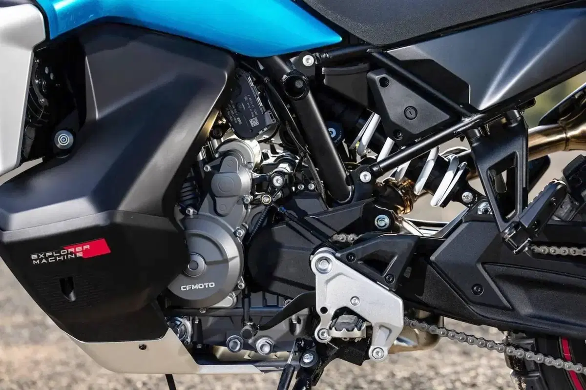 CFMOTO 800MT-X Low Seat (2025 - 26) (7)