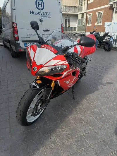 Yamaha YZF R1 (2009 - 11) usata