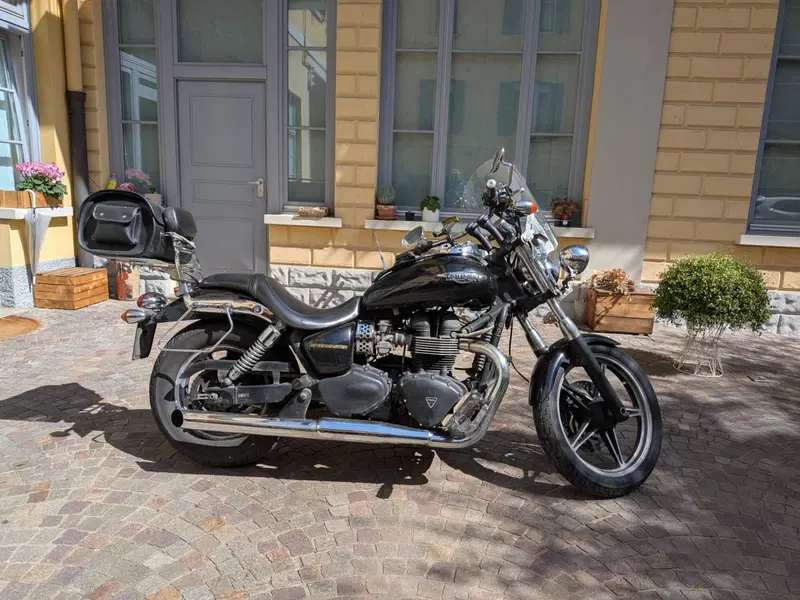 Triumph Speedmaster 865 (2010 - 17)