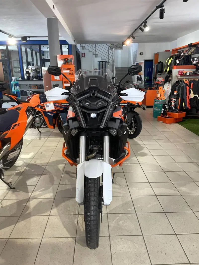 KTM 1390 Super Adventure R (2026) (2)