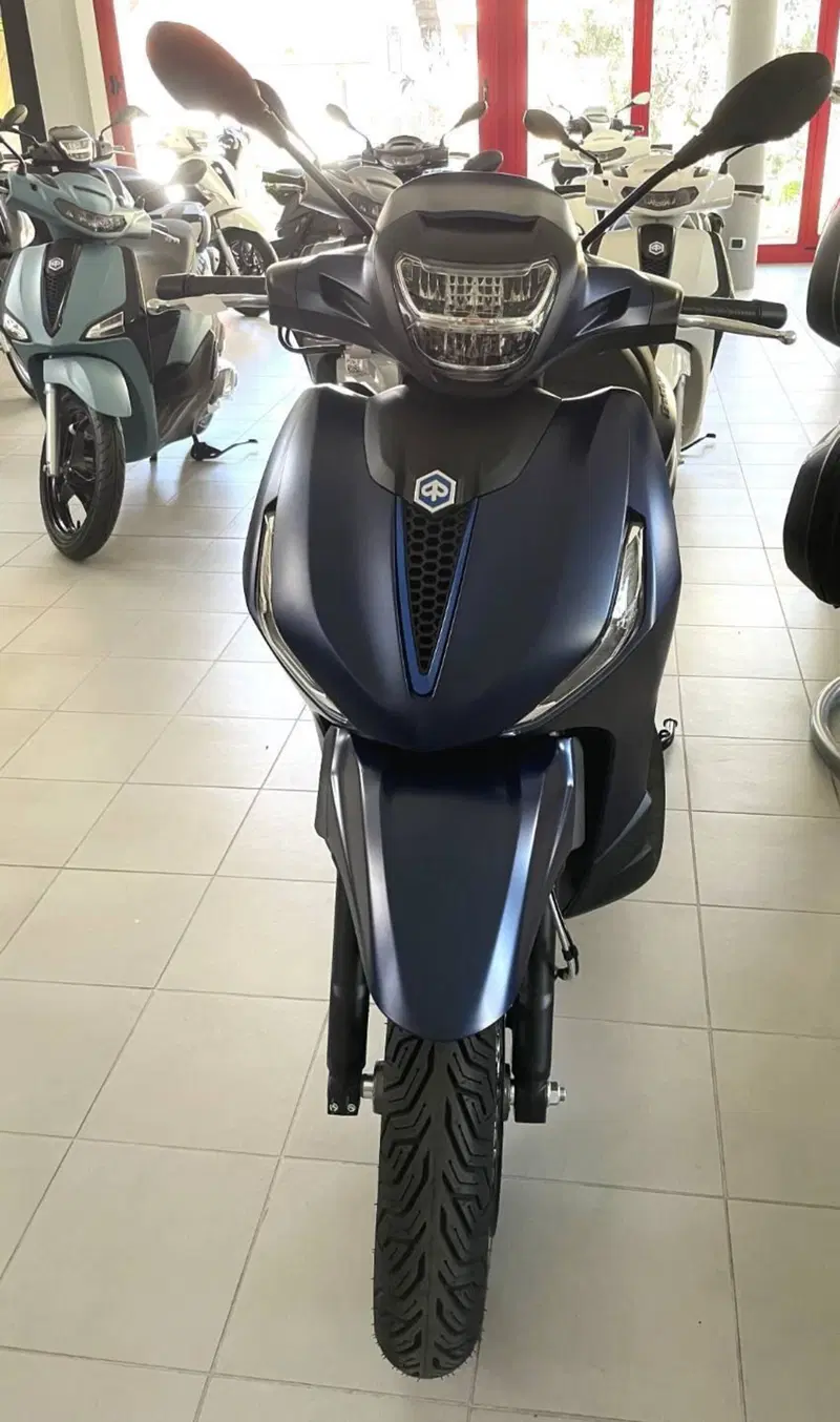 Piaggio Beverly 310 S (2025 - 26) (4)
