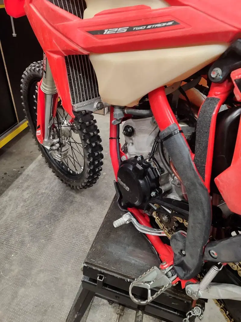 Betamotor RR 125 2T Enduro (2024) (7)