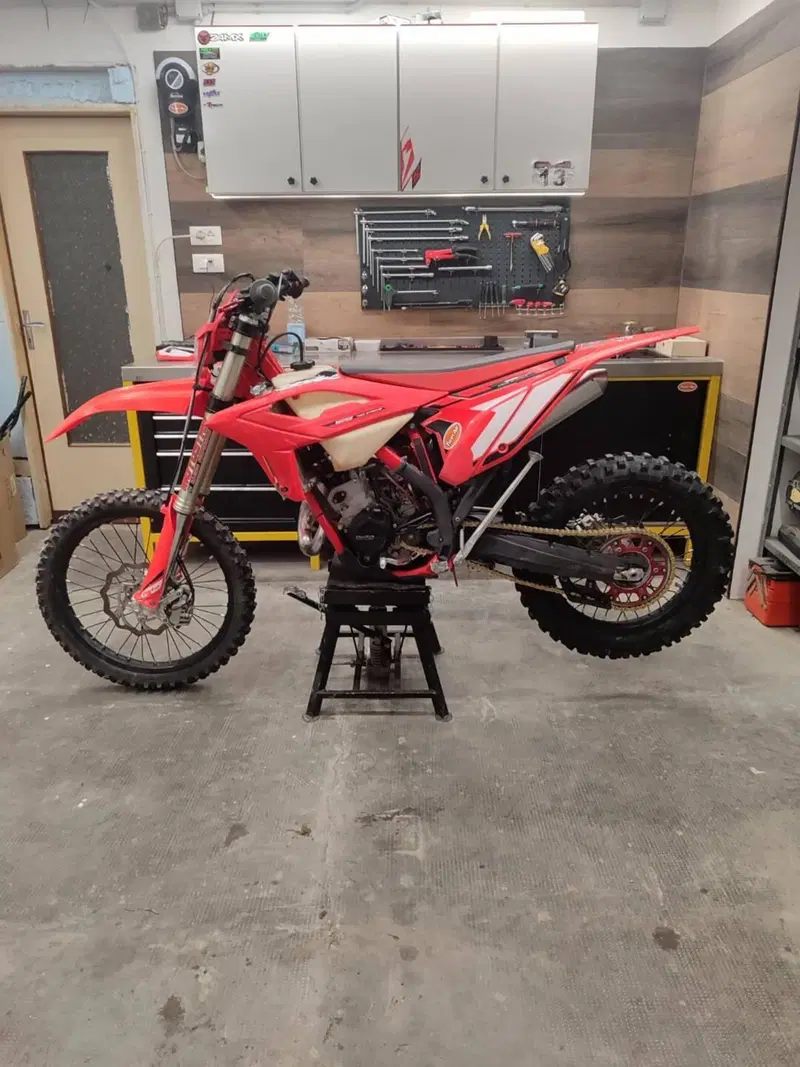 Betamotor RR 125 2T Enduro (2024)