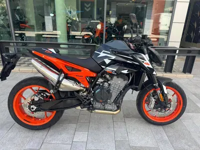 KTM 890 Duke GP (2022 - 23) usata