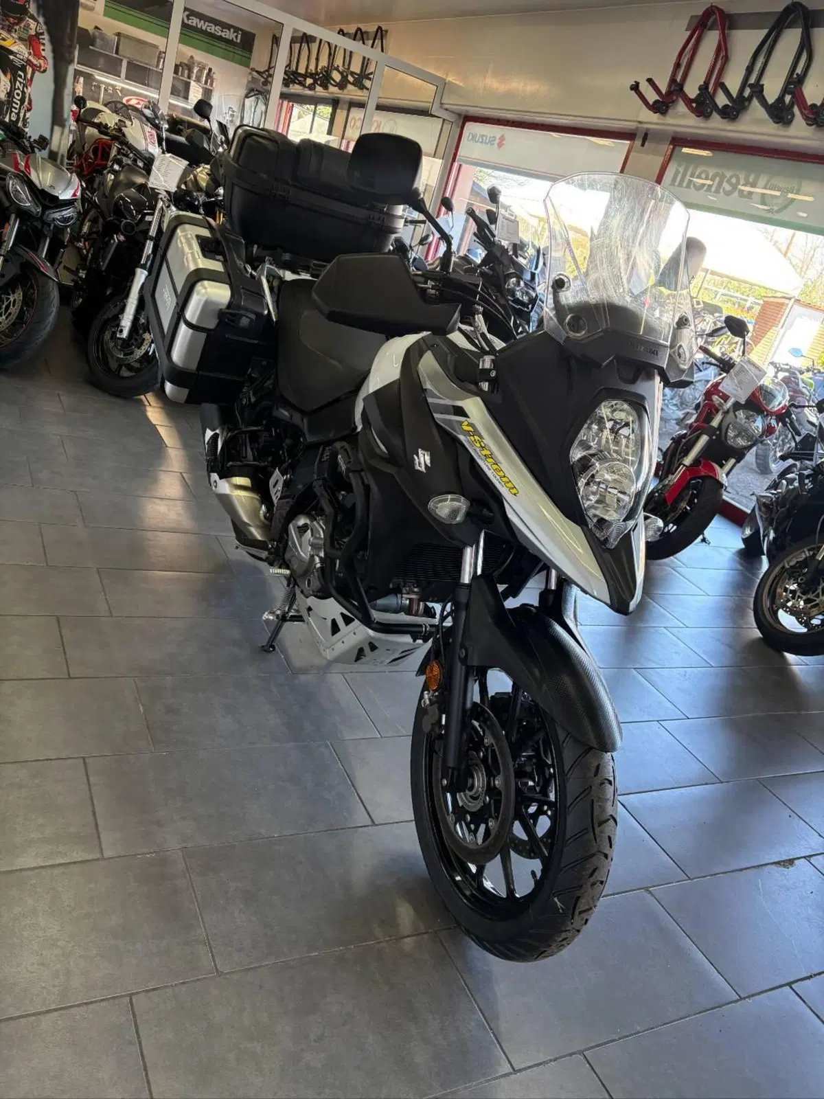 Suzuki V-Strom 650 ABS (2017 - 20) (6)