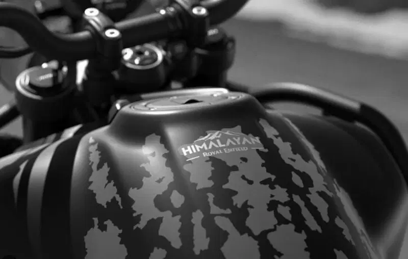 Royal Enfield Himalayan 450 Mana Black (2026) (7)