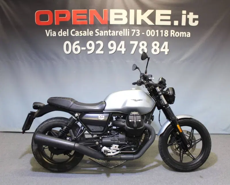 Moto Guzzi V7 Stone (2021 - 24)