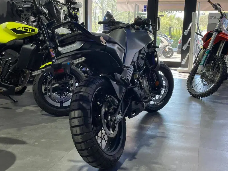 Husqvarna Svartpilen 125 (2024 - 26) (6)