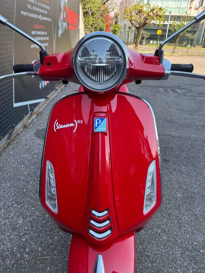 Vespa Primavera 150 RED (2023 - 26) (4)