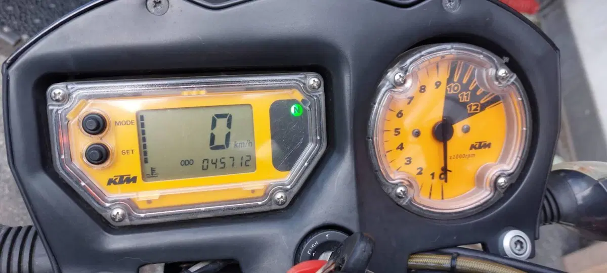 KTM 990 Super Duke (2005 - 07) (4)