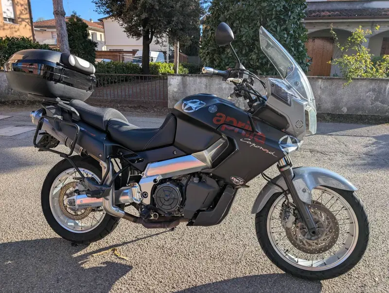 Aprilia Caponord ETV 1000 (2001 - 04) (2)