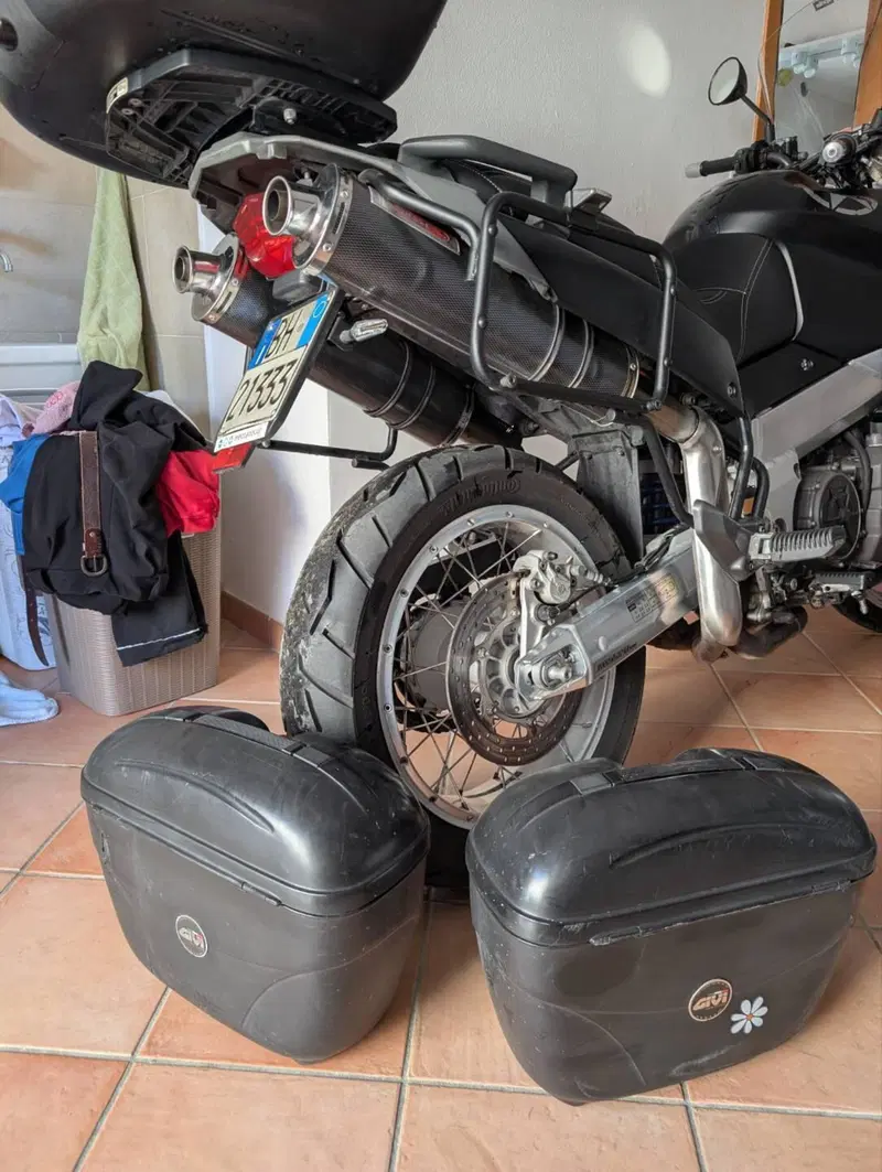 Aprilia Caponord ETV 1000 (2001 - 04) (11)