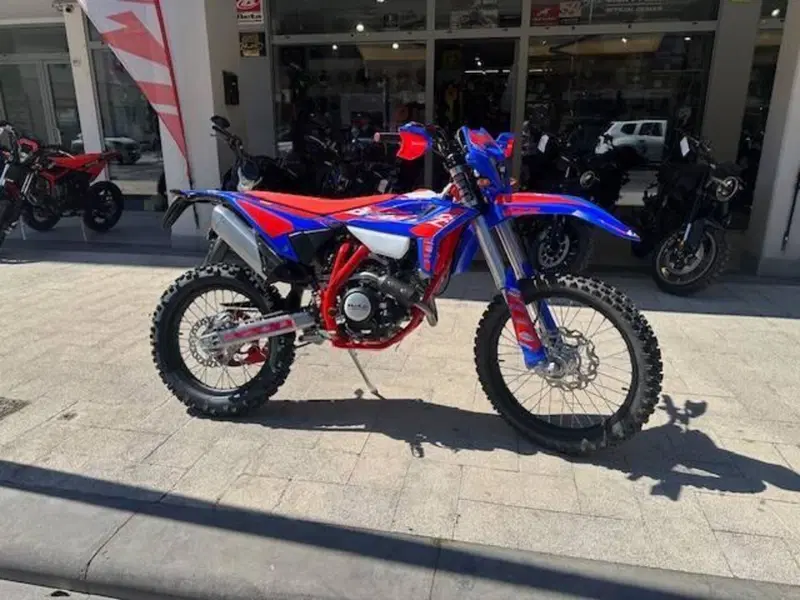 Betamotor RR 125 4T Enduro R (2024 - 26) (3)