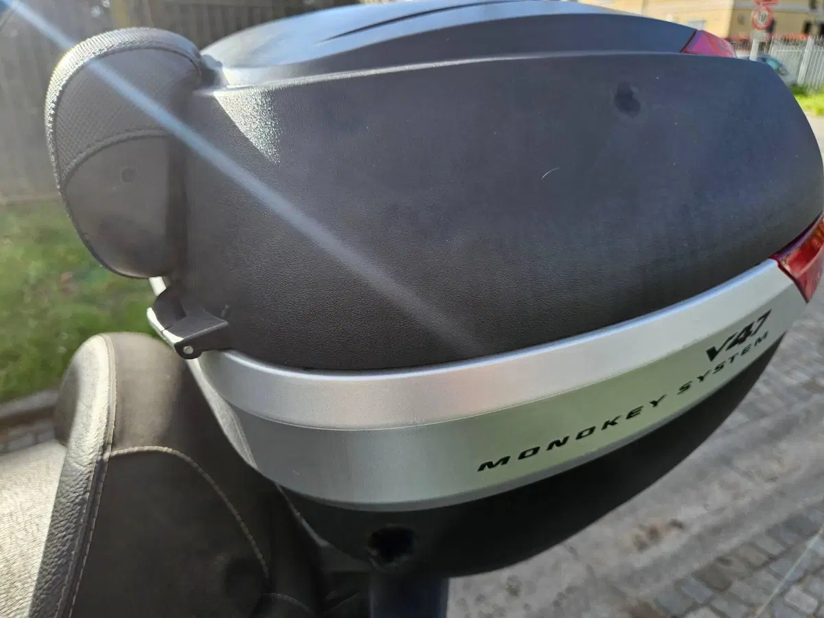 Piaggio Mp3 300 LT Yourban Sport (2017 - 19) (6)