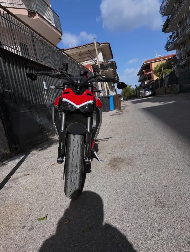 Ducati Streetfighter V2 (2022 - 24)