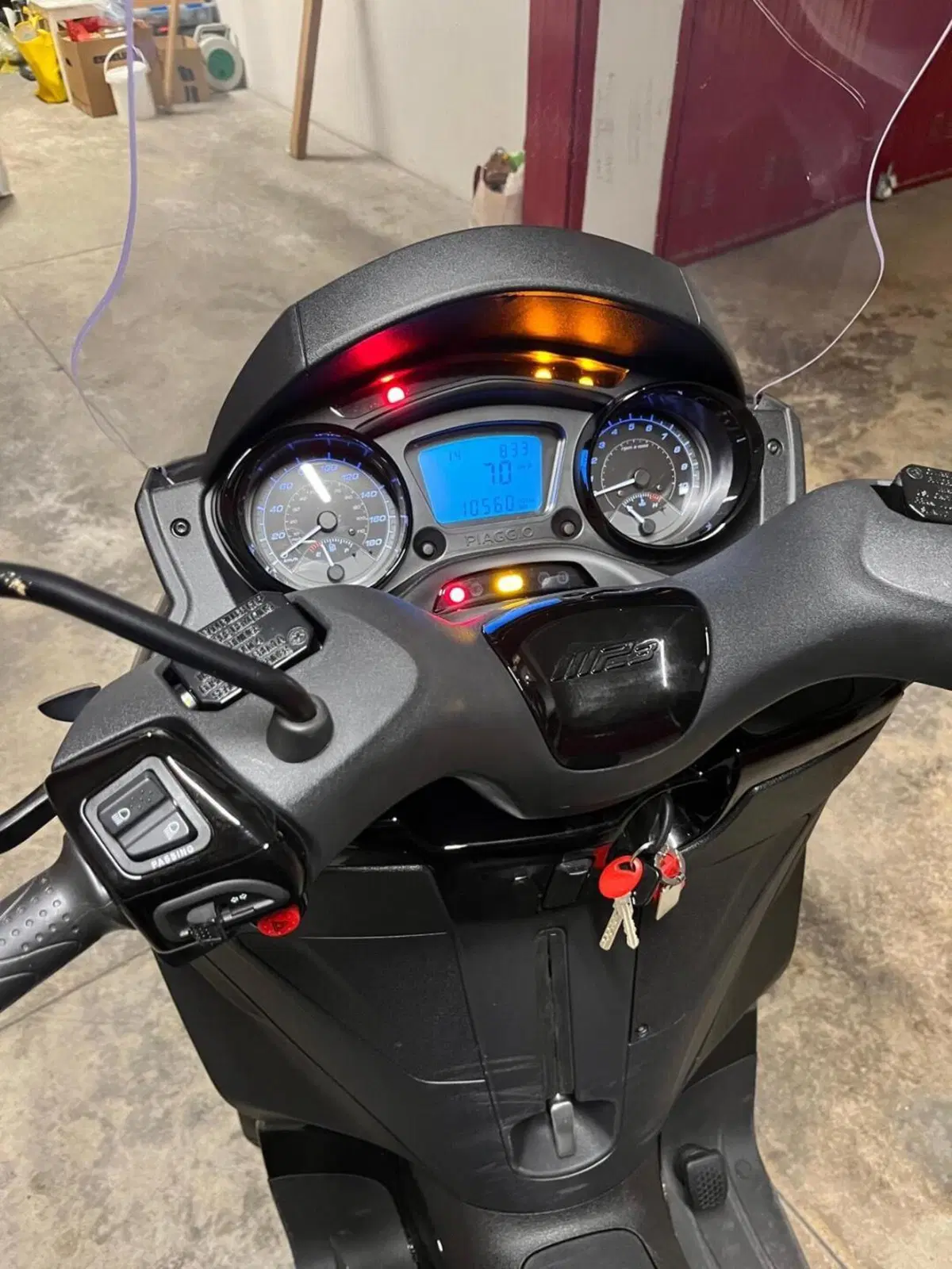 Piaggio MP3 300 ABS Hpe (2021 - 24) (5)