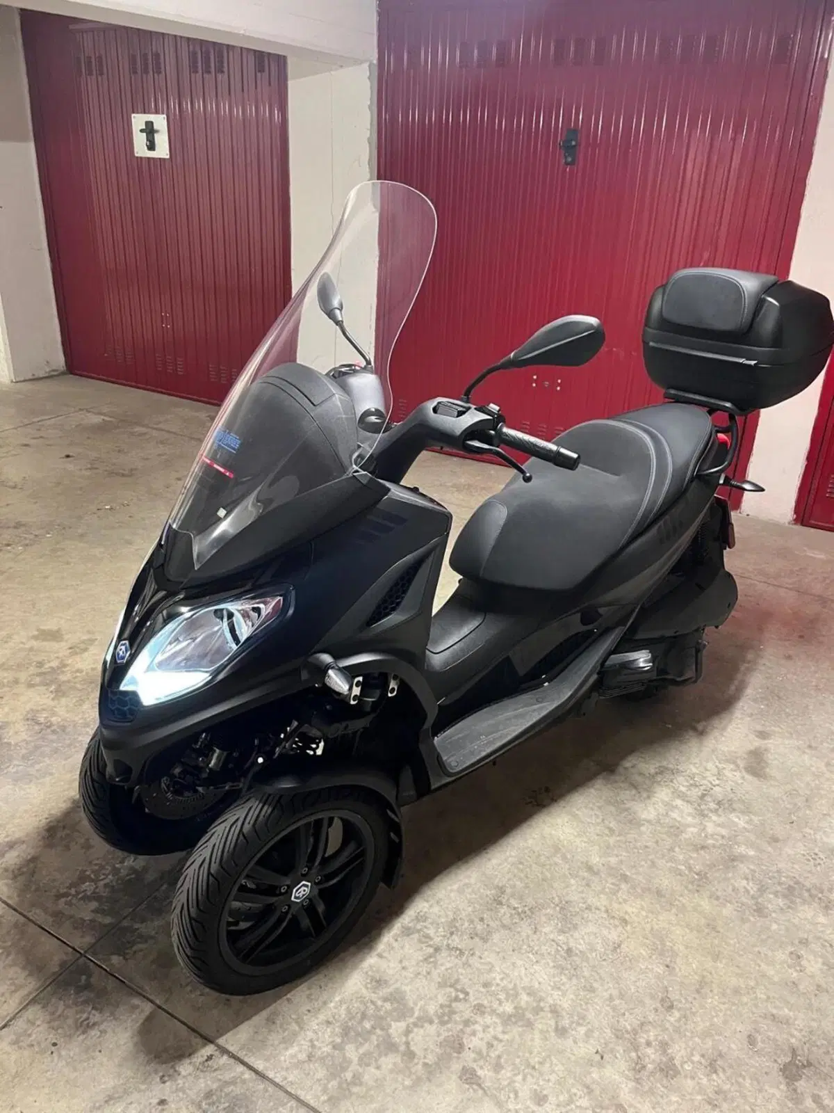 Piaggio MP3 300 ABS Hpe (2021 - 24) (16)