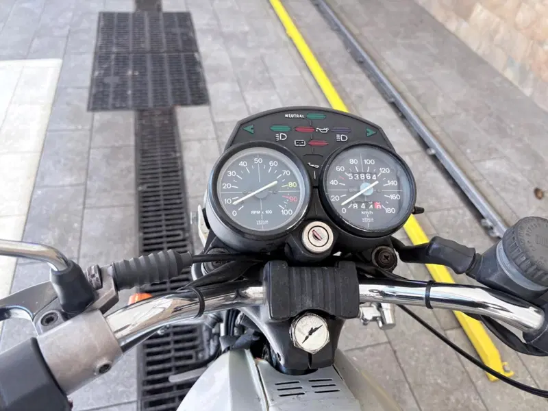 Moto Guzzi V35 II (5)