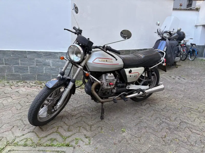 Moto Guzzi V35 II (6)