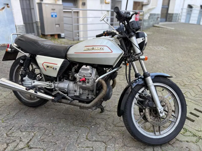 Moto Guzzi V35 II (7)