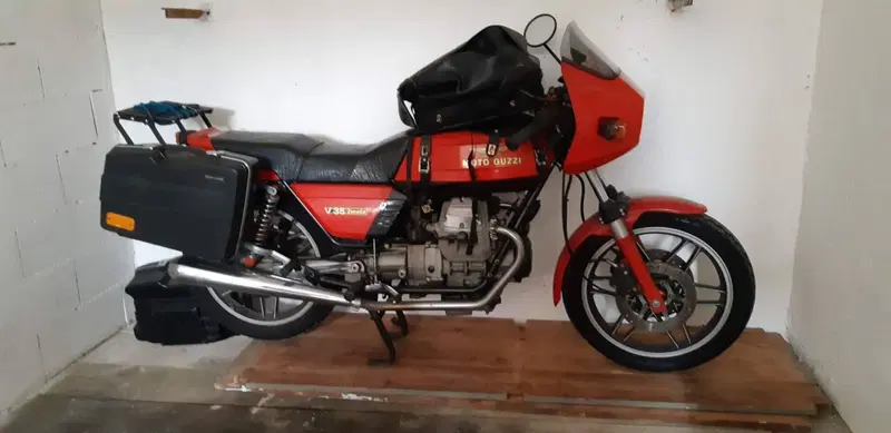 Moto Guzzi V35 IMOLA 