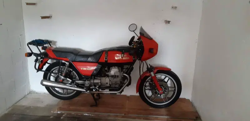 Moto Guzzi V35 IMOLA  (2)