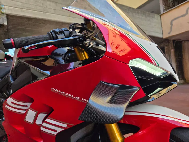 Ducati Panigale V4 SP2 30° Anniversario 916 (2024) (2)