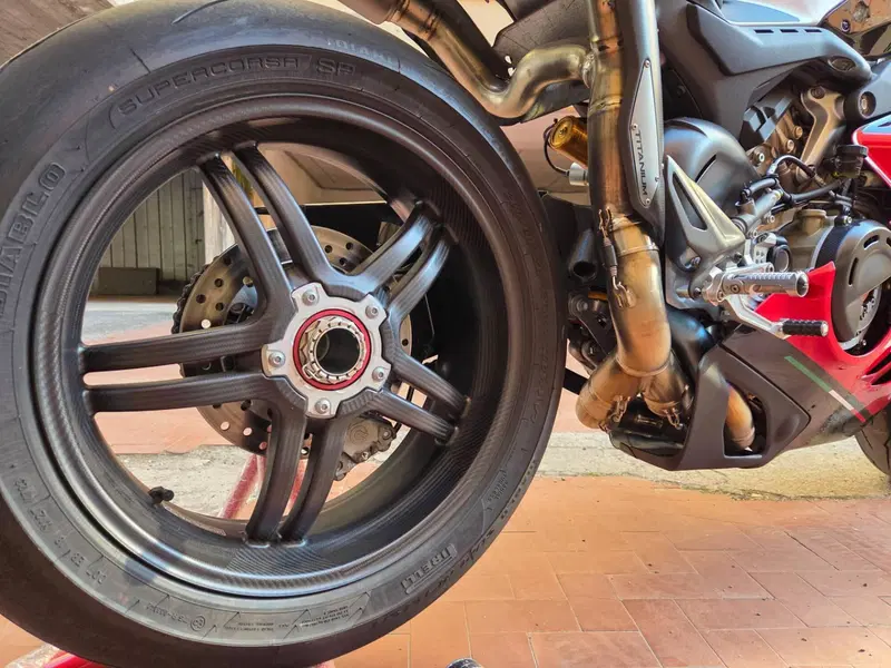 Ducati Panigale V4 SP2 30° Anniversario 916 (2024) (10)