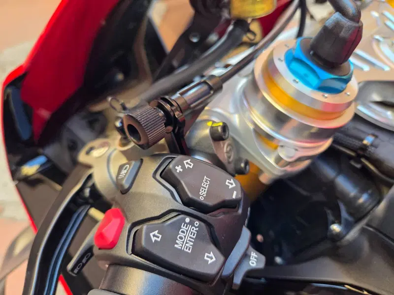 Ducati Panigale V4 SP2 30° Anniversario 916 (2024) (18)