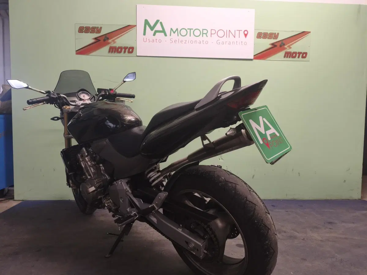 Honda Hornet 600 (2005 - 06) (3)
