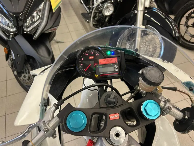Aprilia RS 125 (2006 - 14) (4)