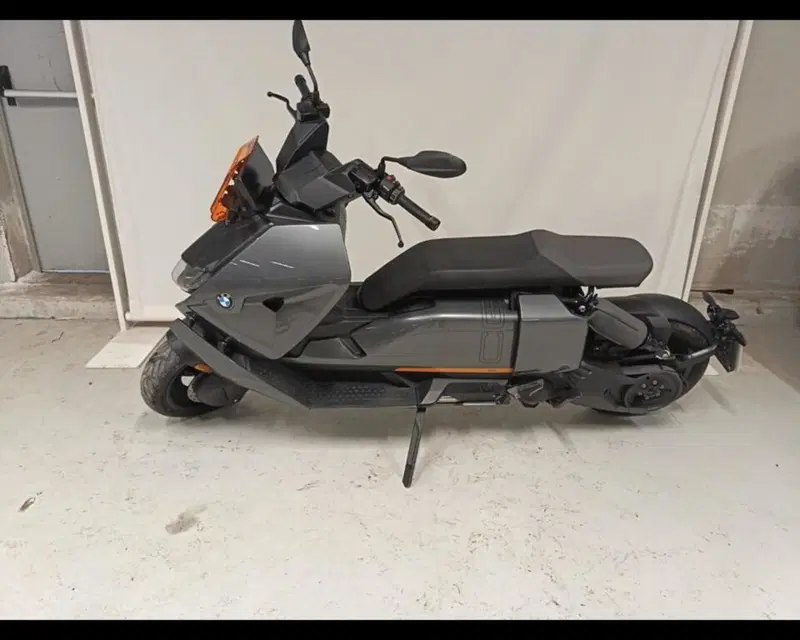 Bmw CE 04 (2021 - 25) (8)