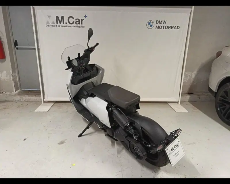Bmw CE 04 (2021 - 25) (7)