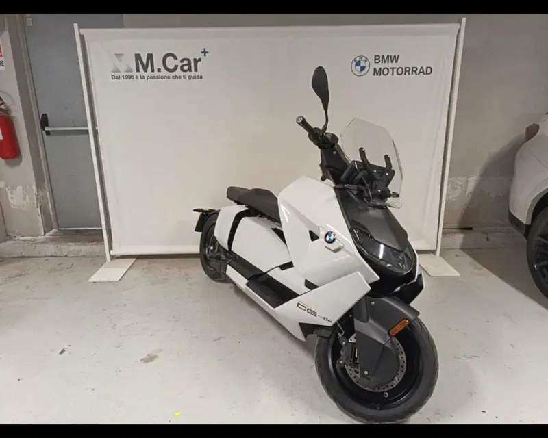 Bmw CE 04 (2021 - 25) (3)