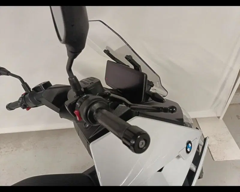 Bmw CE 04 (2021 - 25) (11)