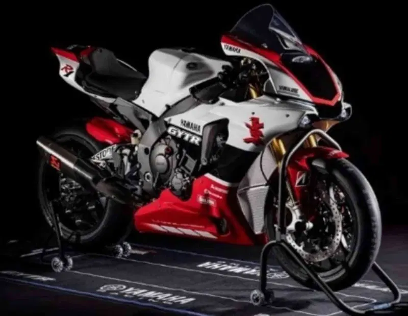 Yamaha YZF R1 (2017 - 19) (2)
