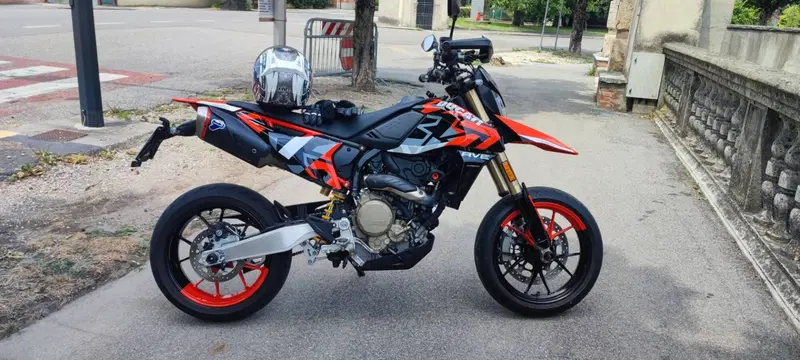 Ducati Hypermotard 698 Mono RVE (2024 - 26) (4)