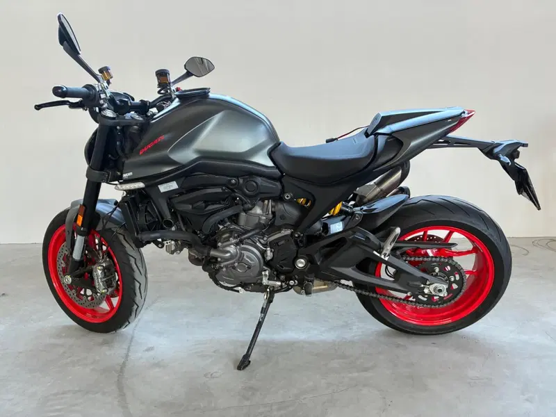 Ducati Monster 937 (2021 - 25) (3)