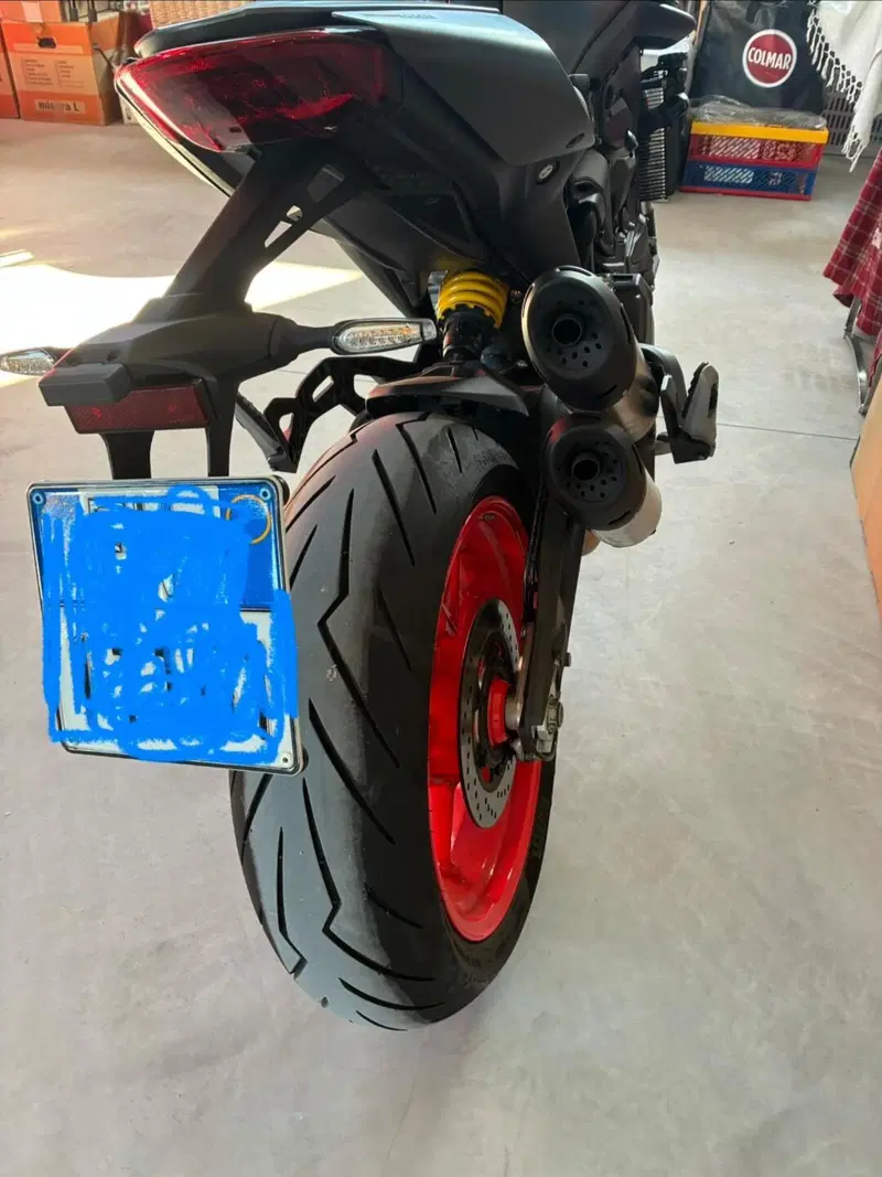 Ducati Monster 937 (2021 - 25) (4)