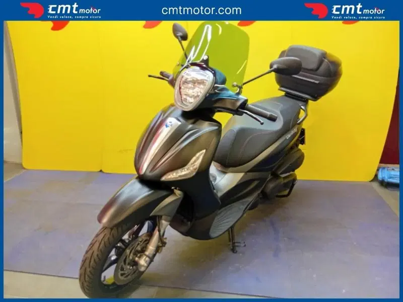 Piaggio Beverly 350 SportTouring ie ABS (2011 - 17) (2)