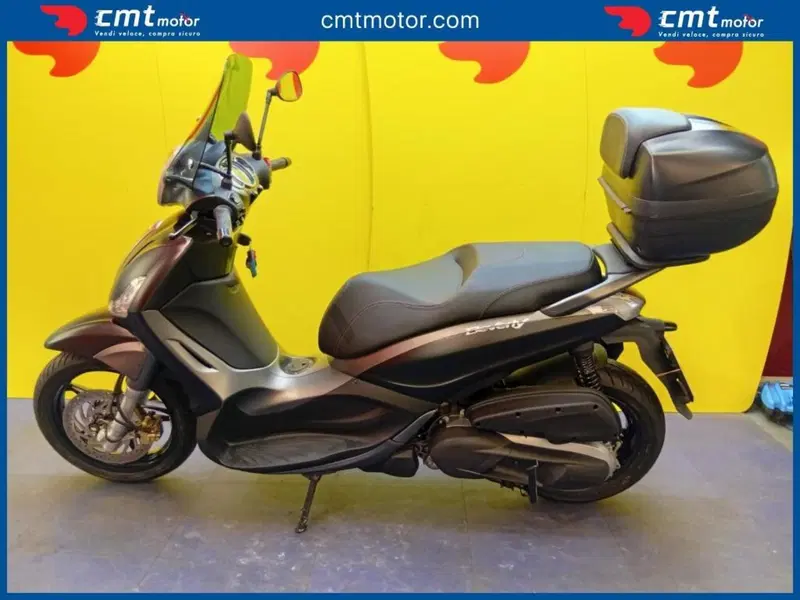 Piaggio Beverly 350 SportTouring ie ABS (2011 - 17) (3)