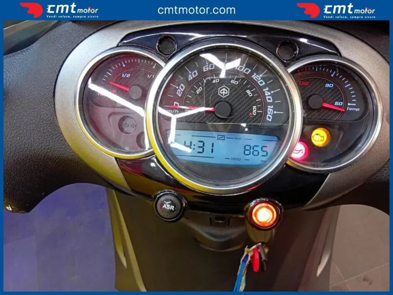 Piaggio Beverly 350 SportTouring ie ABS (2011 - 17) (5)