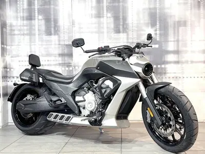 Benda Motorcycles LFC 700 (2024 - 26) usata
