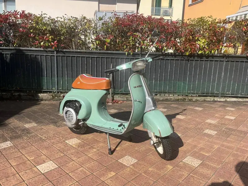 Piaggio Vespa 50 Special V5B (6)