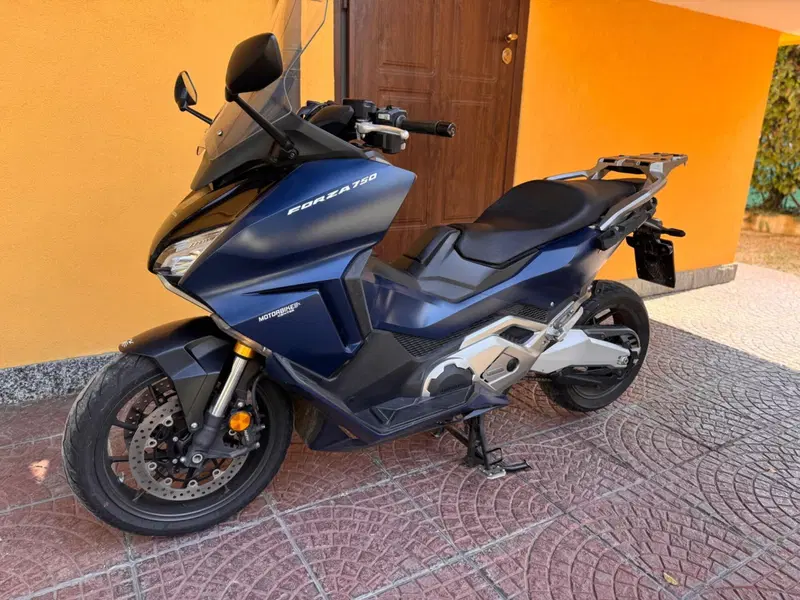 Honda Forza 750 DCT Travel (2021 - 24)