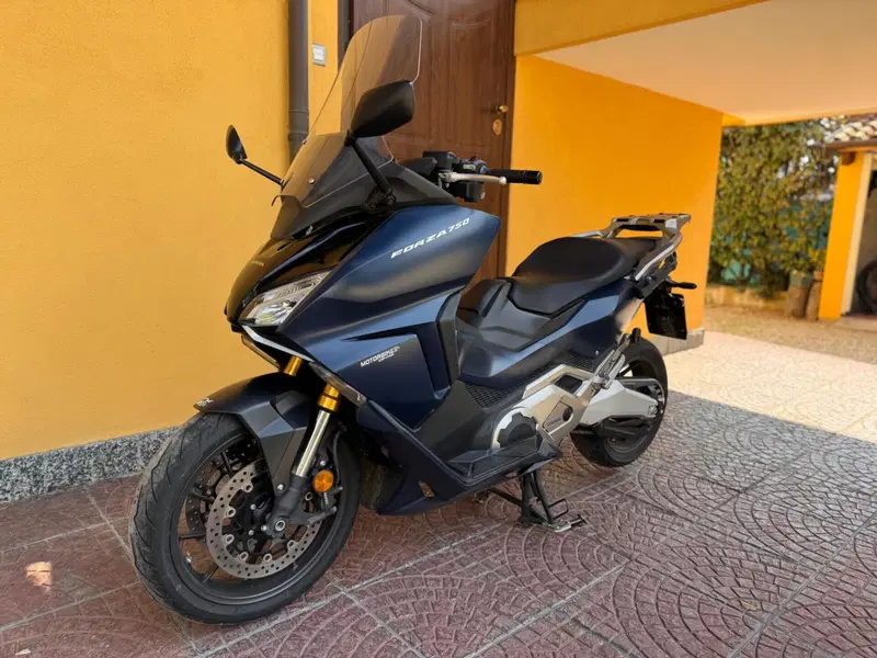 Honda Forza 750 DCT Travel (2021 - 24) (6)