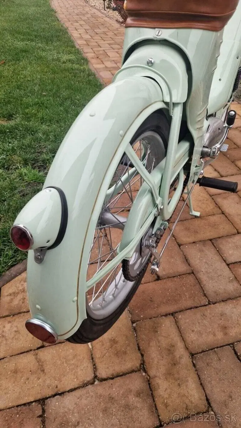 Jawa 550 pnik (5)