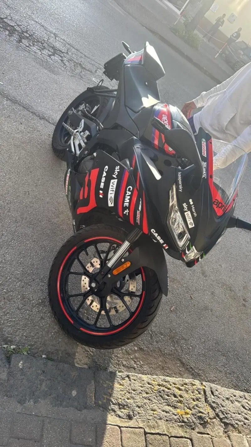 Aprilia RS 125 GP Replica (2021 - 24) (5)